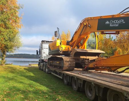 Transport koparki gąsienicowej HYUNDAI 210LC-9 w wersji long