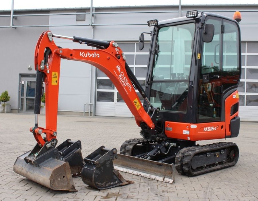 Kubota KX016