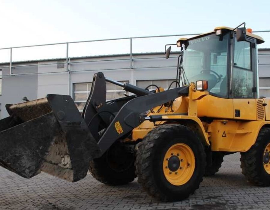 Volvo L30G